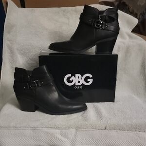 Black Chunky Heel Ankle Booties with Buckle Straps